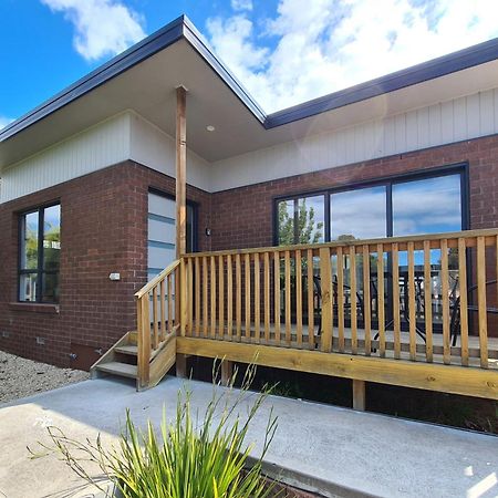 Cedar Cottages Blackmans Bay Екстер'єр фото