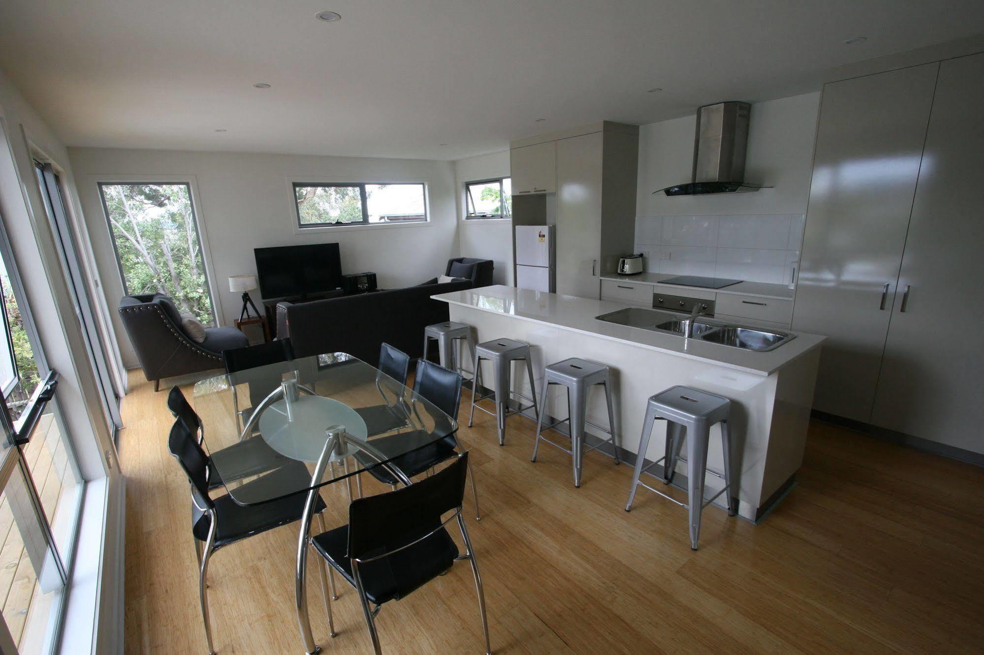 Cedar Cottages Blackmans Bay Екстер'єр фото