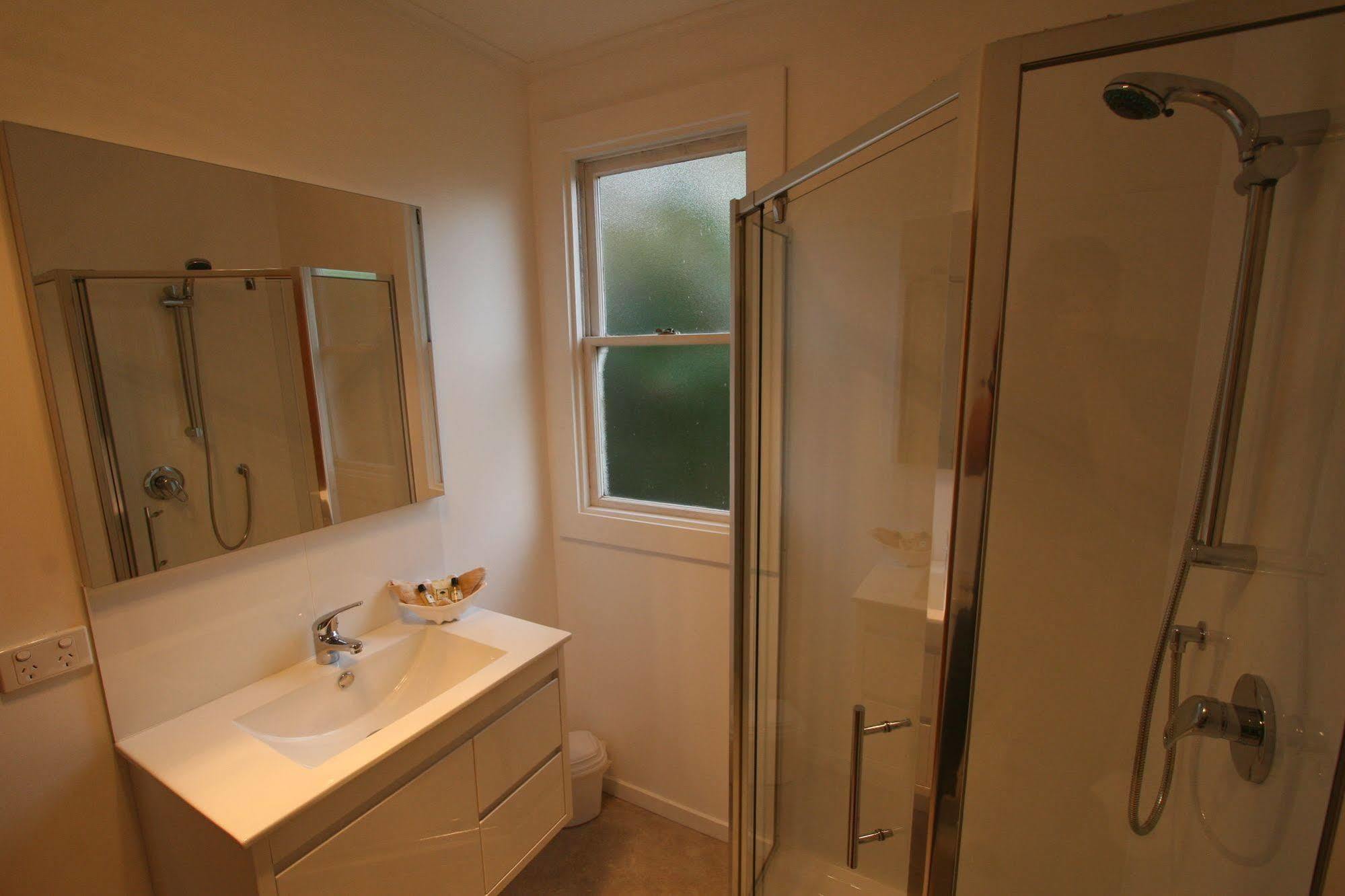 Cedar Cottages Blackmans Bay Екстер'єр фото